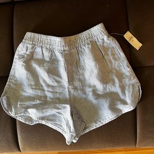 3/$25 ❤️ Short GAP Kids